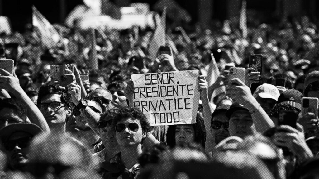 Idiotas fachos.