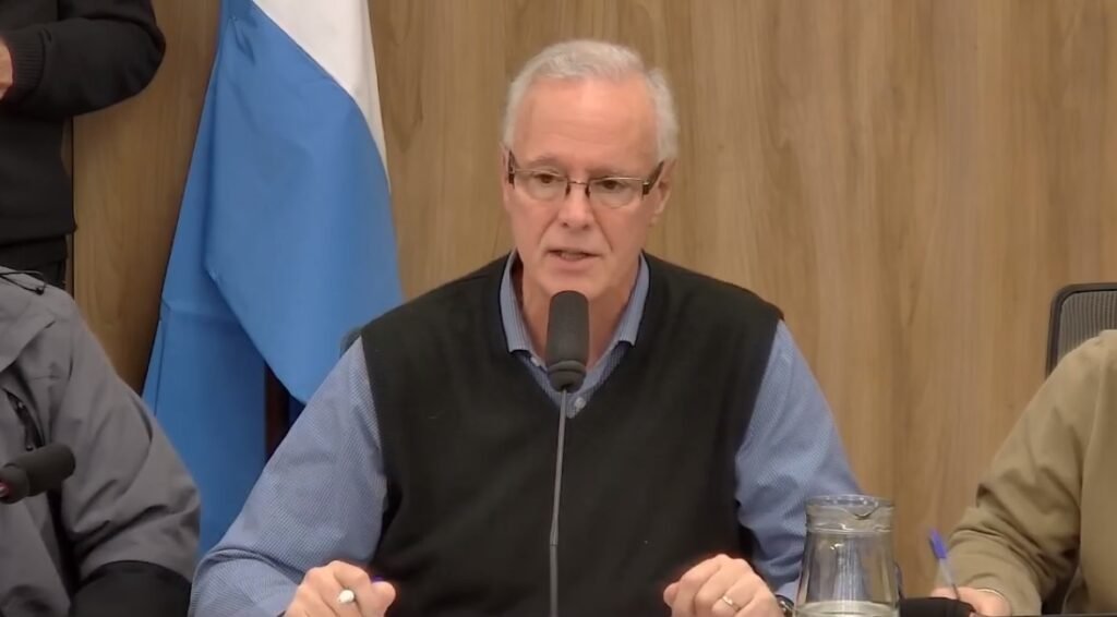 «En la región hay países como Chile, Costa Rica, Cuba, Uruguay, Trinidad y Tobago, Brasil y otros que todavía tienen tasas de vacunación por arriba del 90%, mientras que nosotros estamos por debajo del 70%», dijo Gollán.