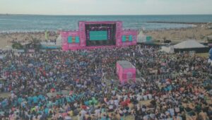 1_4974638337219363925